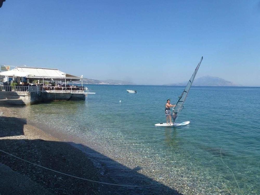 Rania Beach 아이레언 외부 사진
